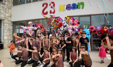 23 Nisan 99. Yılda Yine Aynı Coşkuyla