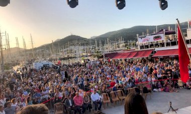 Bodrum İskele Meydanında Rengarenk Görüntüler