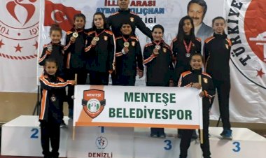 Karate Takımından 9 Madalya