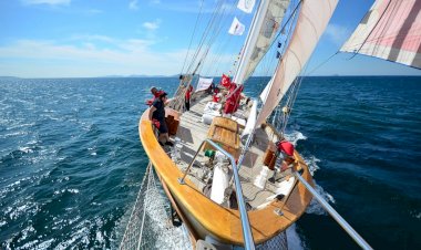 Sts Bodrum Okul Gemisi Kalamış'ta