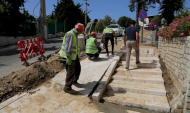 Osman Nuri Bilgin Caddesi Kaldırımları Yenileniyor