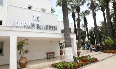 Belediye Tabelasına "T.C." Eklendi