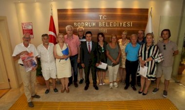 Turgutreis Festival Komitesi Başkan Ahmet Aras'ı Ziyaret Etti