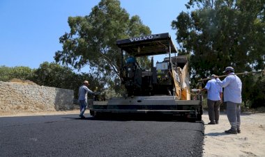 Yollar Tamir Edilmeye Devam Ediliyor