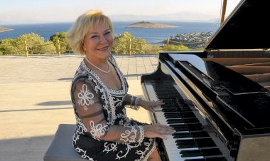 Gümüşlük’ün Festivali Zefirya’da Gülsin Onay Konseriyle Başladı