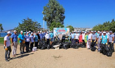 Gümbet Koyu’ndan Üç Saatte 2.5 Ton Çöp Toplandı
