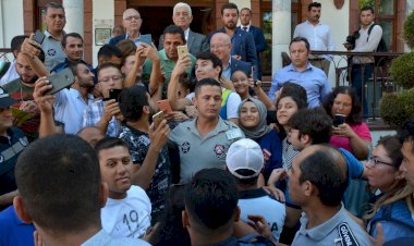 Fatih Portakal Sevgisi Salona Sığmadı