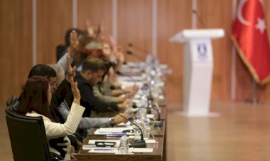 Aras “Bodrum Neden Ötekileştiriliyor?” Diye Sordu