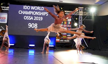 Modern Dans Türk Mi̇lli̇ Takımı Dünya Şampi̇yonasından Döndü