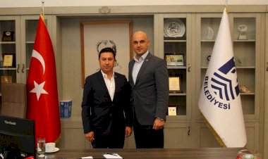 Tuna Işın Ahmet Aras’ı Ziyaret Etti.