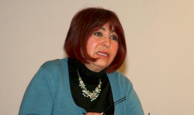 Canan Küçükeren Kitaplarını İmzalayacak