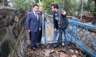 Belediye Ekiplerinden Yağmur Mesaisi