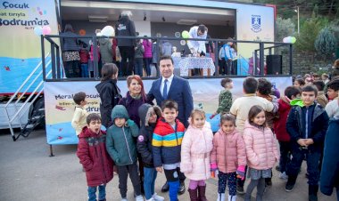 Meraklı Çocuk Bilim-Sanat Tır’ı Bodrum’da