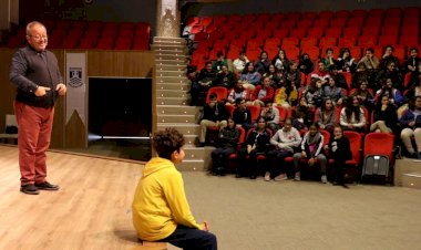 Öğrencilere Sınav Motivasyonu Eğitimi Verildi