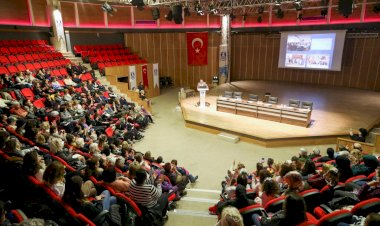 Kadın Buluşmasına Yoğun Katılım