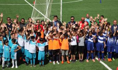 İsmail Altındağ Çocuk Futbol Festivali Renkli Görüntülerle Başladı