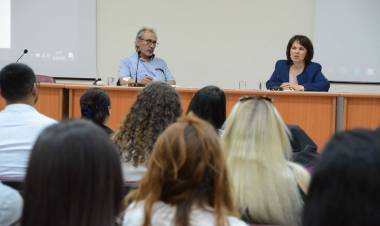 Menteşe’de Felsefe Söyleşileri