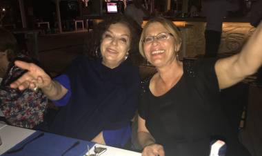 Ünlü Sinema Sanatçısı Selda Alkor Kefi’de Stres Attı 