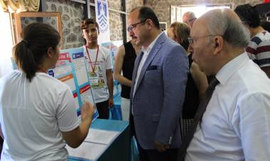 Mumcular Fuat Erten Ortaokulu Bilim Fuarı Gerçekleştirildi