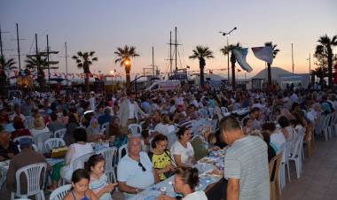 İyi Parti Bodrum’dan Turgutreis Mahallesinde İftar Yemeği