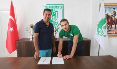 Özgür İleri̇ Bodrumspor’da