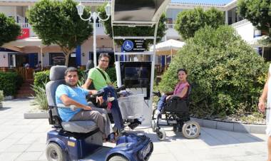 Akülü Araç Kullanan Engelli Vatandaşlara Büyük Kolaylık