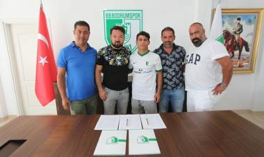 Genç Oyuncu Bodrumspor İle Profesyonel Oldu