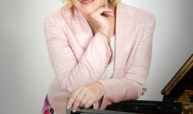 Gülsin Onay, 25 Asırlık Tarihi Mekanda Alexander Markov İle Buluşuyor