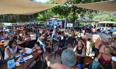 Belediye kafeteryaları Bayramda Doldu