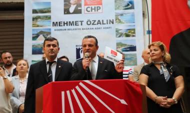 Mehmet Özalın Konuşarak Değil, Çalışıp Üreterek Hizmet Vereceğiz Diyerek Aday Adaylığını Açıkladı