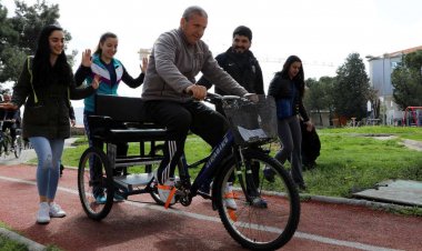 Engelli Birey Annelerine Bisiklet Eğitimi