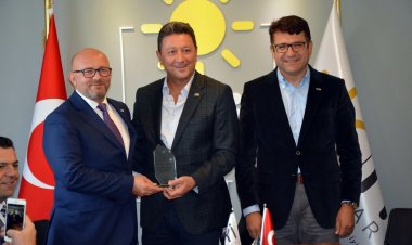 İyi Parti Bodrum’da Görev Değişimi