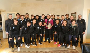 Liseli futbolculardan Başkan Kocadon'a Ziyaret